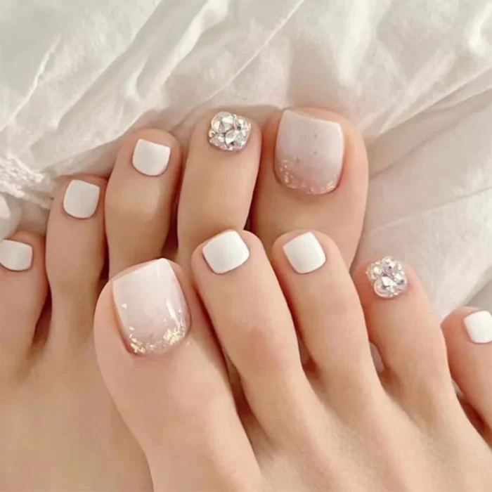 Summer Toenails in Minutes: Press-On Options